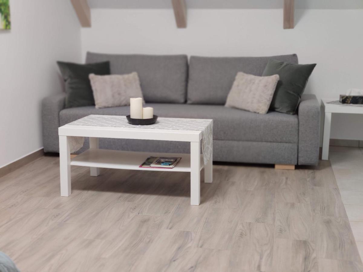 Apartmán Kosbor Vendeghaz Monoszlo Exteriér fotografie