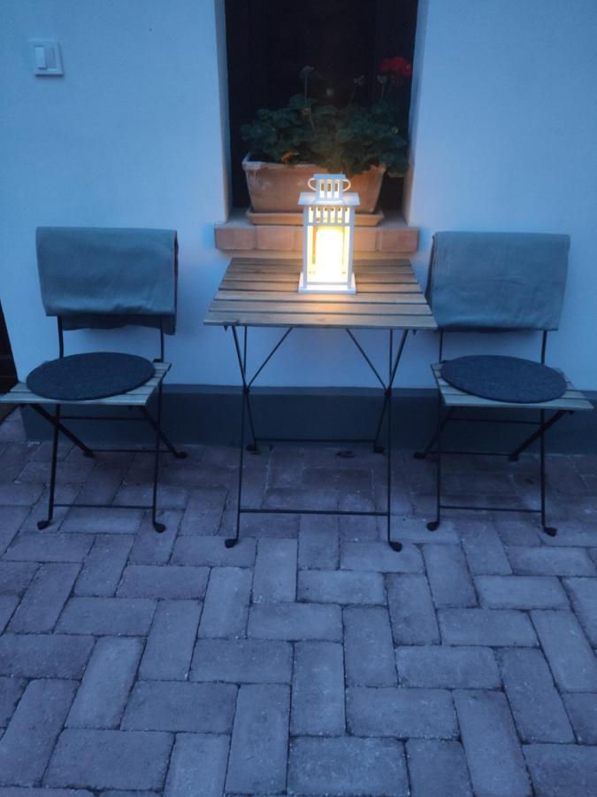 Apartmán Kosbor Vendeghaz Monoszlo Exteriér fotografie
