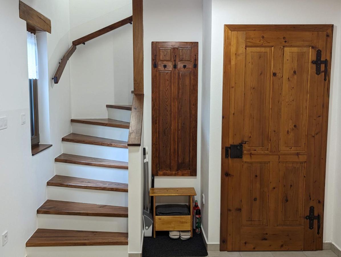 Apartmán Kosbor Vendeghaz Monoszlo Exteriér fotografie